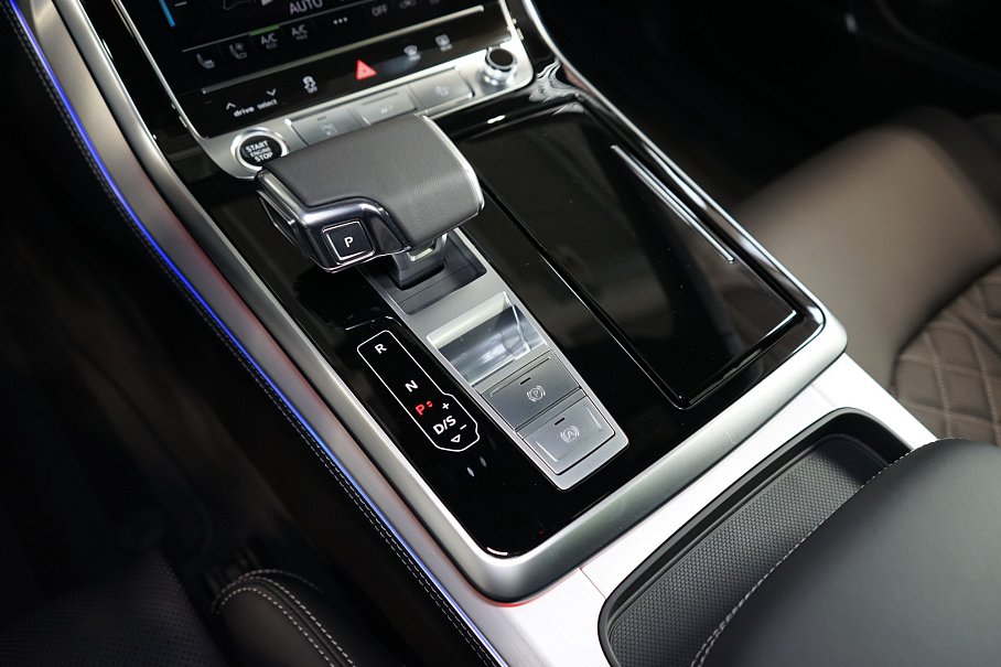 Audi Q8 TFSI e quattro