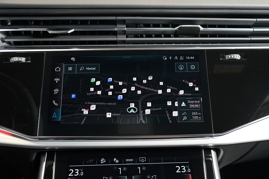 Audi Q8 TFSI e quattro