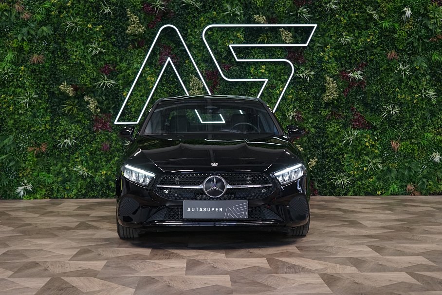 Mercedes-Benz Třída A 180