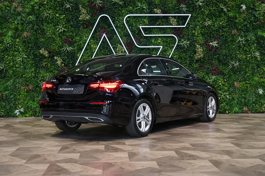 Mercedes-Benz Třída A 180