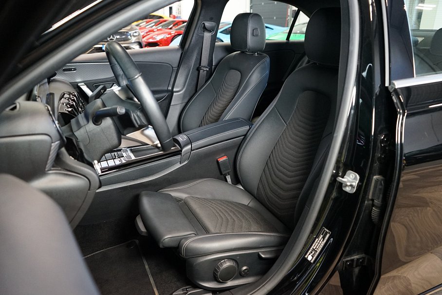 Mercedes-Benz Třída A 180