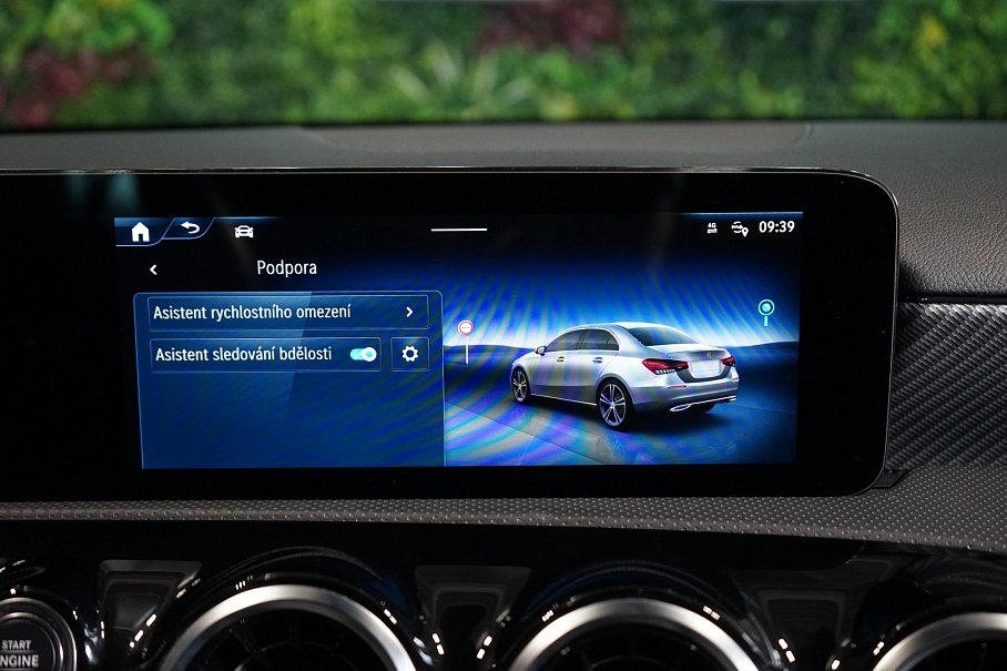 Mercedes-Benz Třída A 180