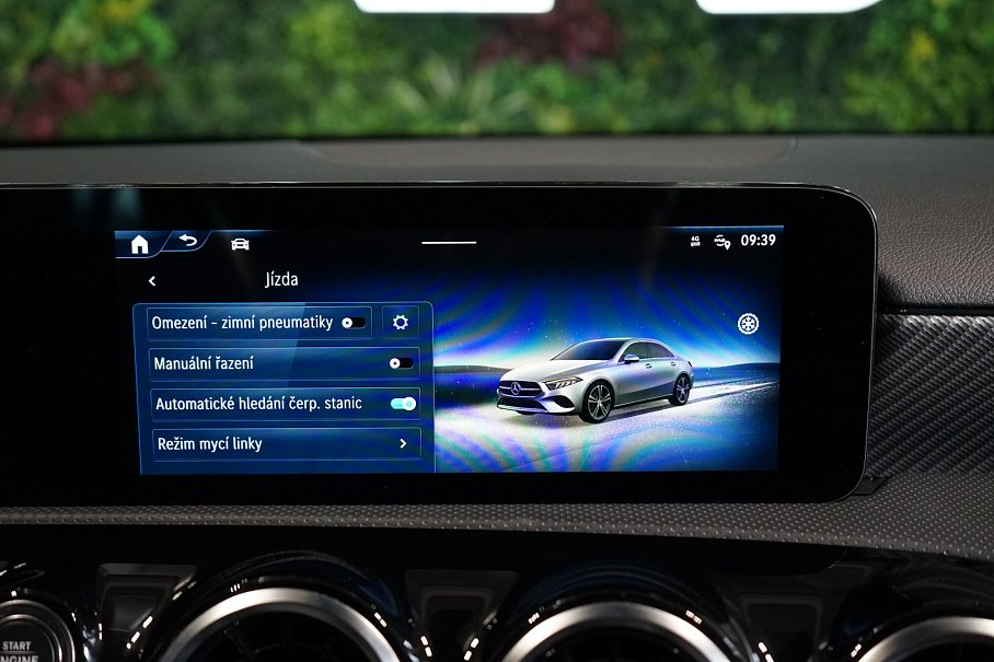 Mercedes-Benz Třída A 180