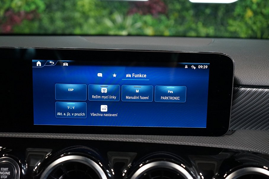 Mercedes-Benz Třída A 180