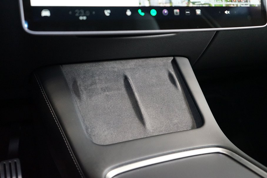 Tesla Model Y Dual Motor Performance