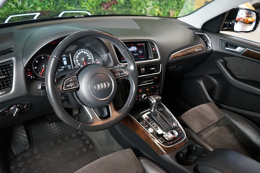 Audi Q5 2.0 TDI quattro