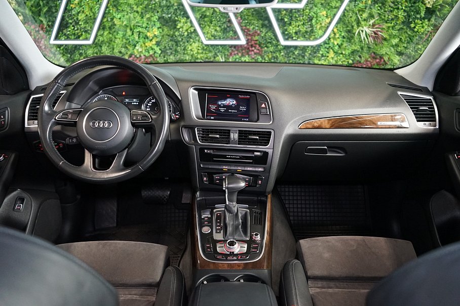 Audi Q5 2.0 TDI quattro