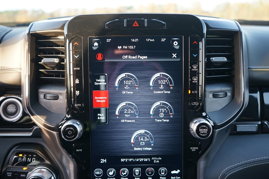 Dodge RAM 2500 Heavy Duty 6.4L HEMI