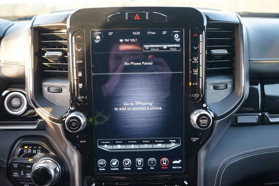 Dodge RAM 2500 Heavy Duty 6.4L HEMI