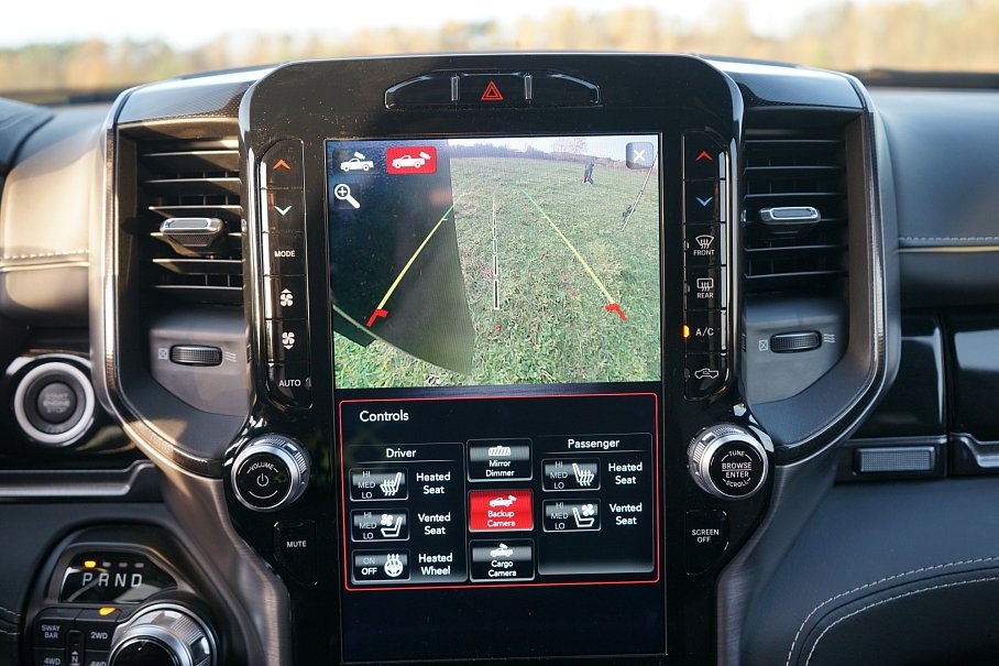 Dodge RAM 2500 Heavy Duty 6.4L HEMI