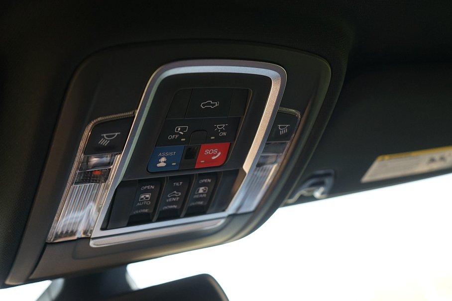 Dodge RAM 2500 Heavy Duty 6.4L HEMI