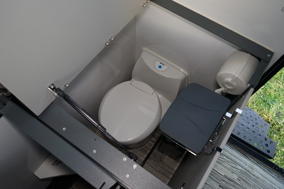 Dodge RAM 2500 Heavy Duty 6.4L HEMI