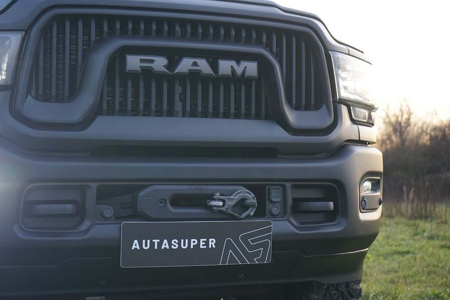 Dodge RAM 2500 Heavy Duty 6.4L HEMI