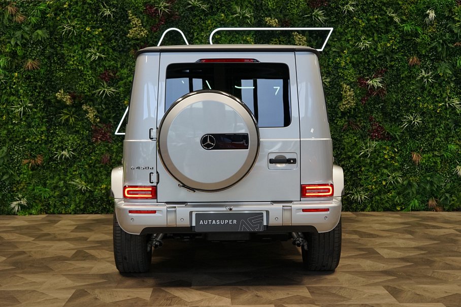 Mercedes-Benz Třída G 450d