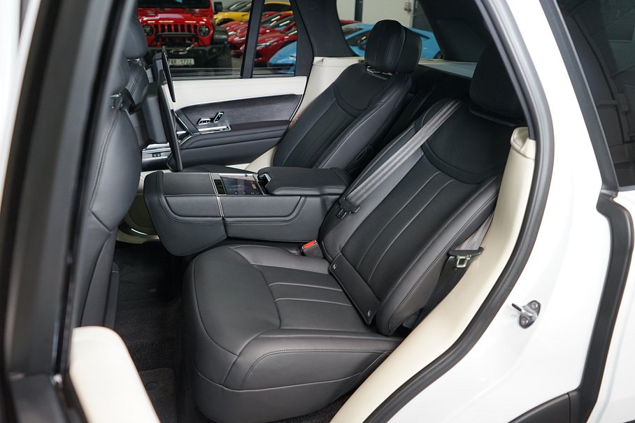 Land Rover Range Rover D350 Autobiography