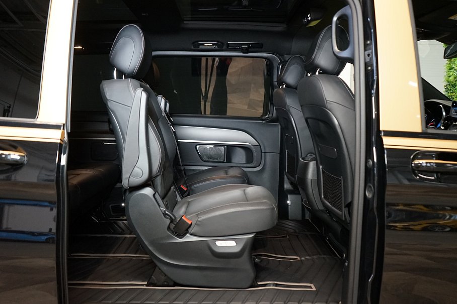 Mercedes-Benz Třída V 300d 4Matic