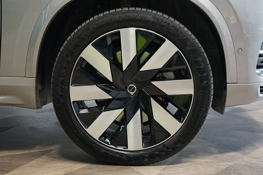 Volvo XC90 T8 AWD Recharge