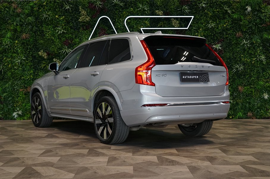 Volvo XC90 T8 AWD Recharge