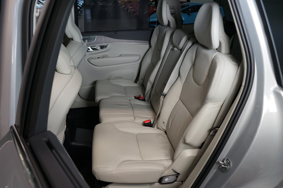 Volvo XC90 T8 AWD Recharge