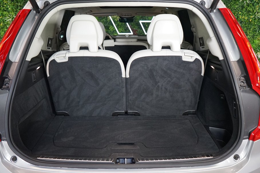 Volvo XC90 T8 AWD Recharge