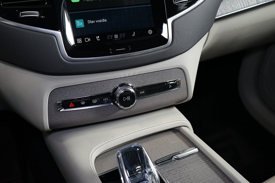 Volvo XC90 T8 AWD Recharge