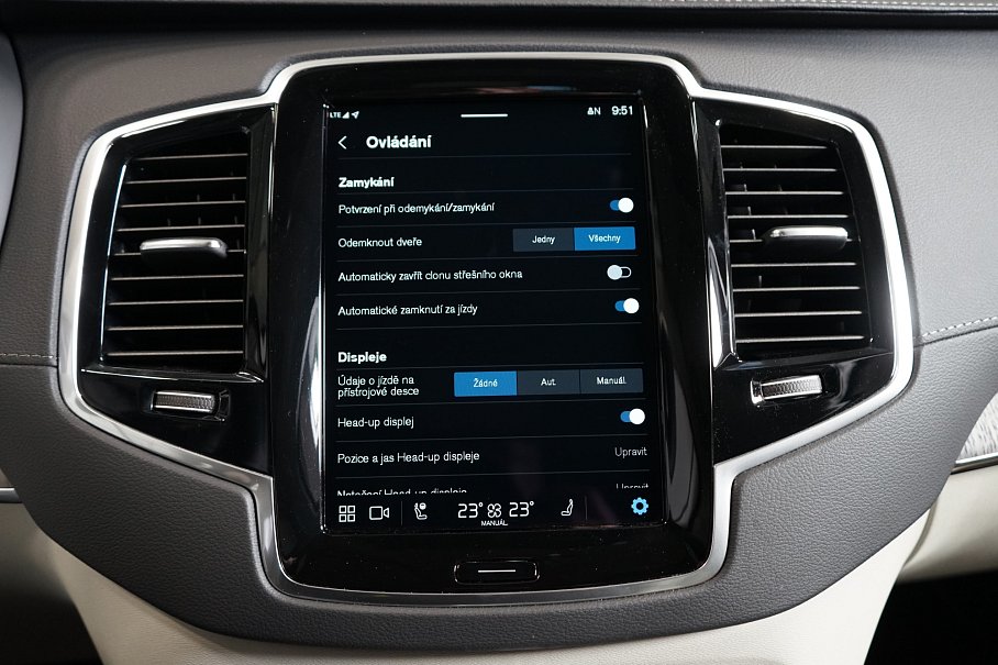 Volvo XC90 T8 AWD Recharge