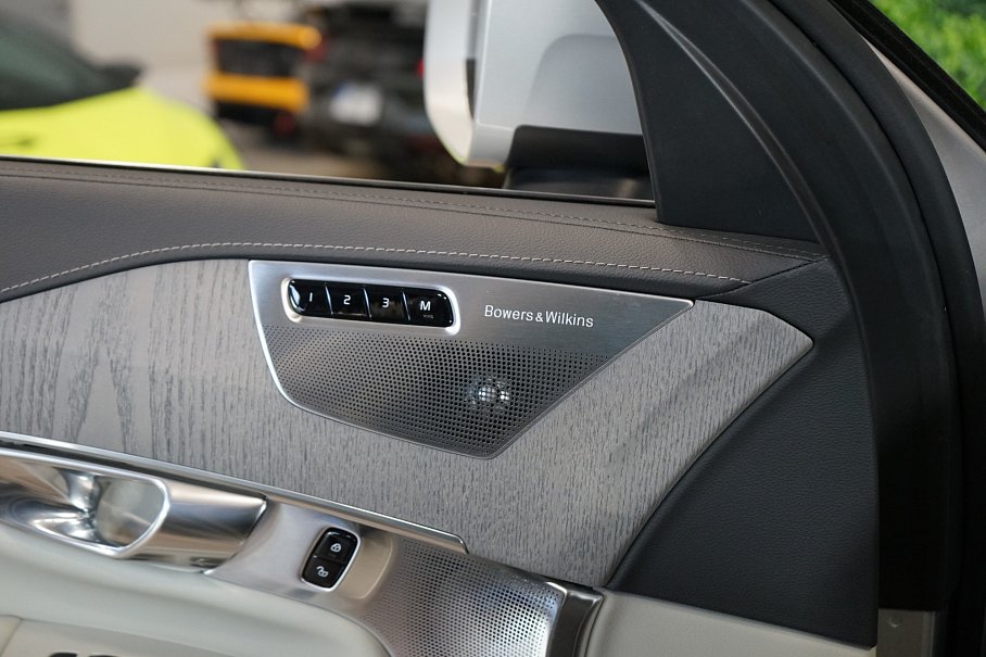 Volvo XC90 T8 AWD Recharge