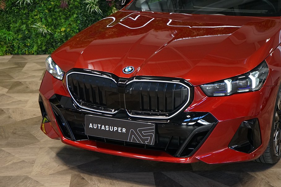 BMW Řada 5 550e xDrive