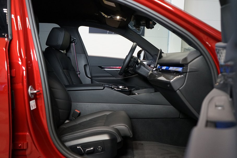 BMW Řada 5 550e xDrive