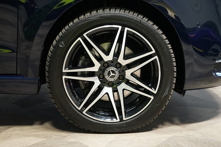 Mercedes-Benz Třída V 300d 4Matic