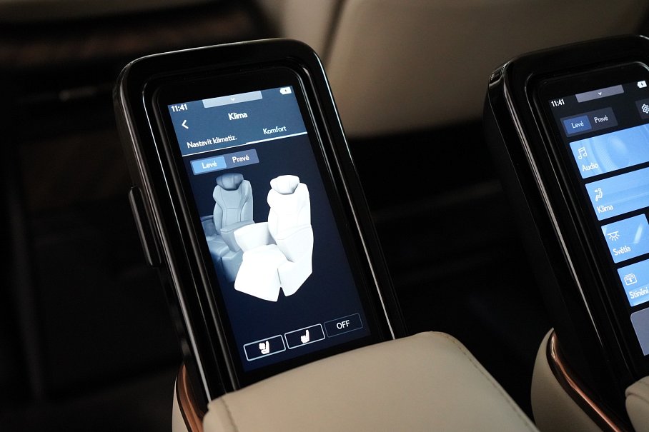 Lexus LM 350h  Luxury