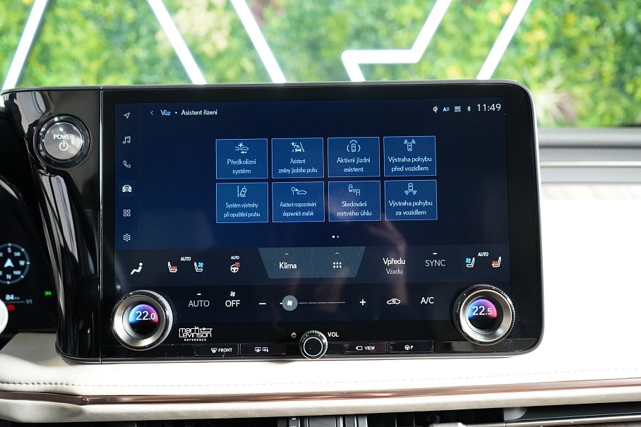 Lexus LM 350h  Luxury