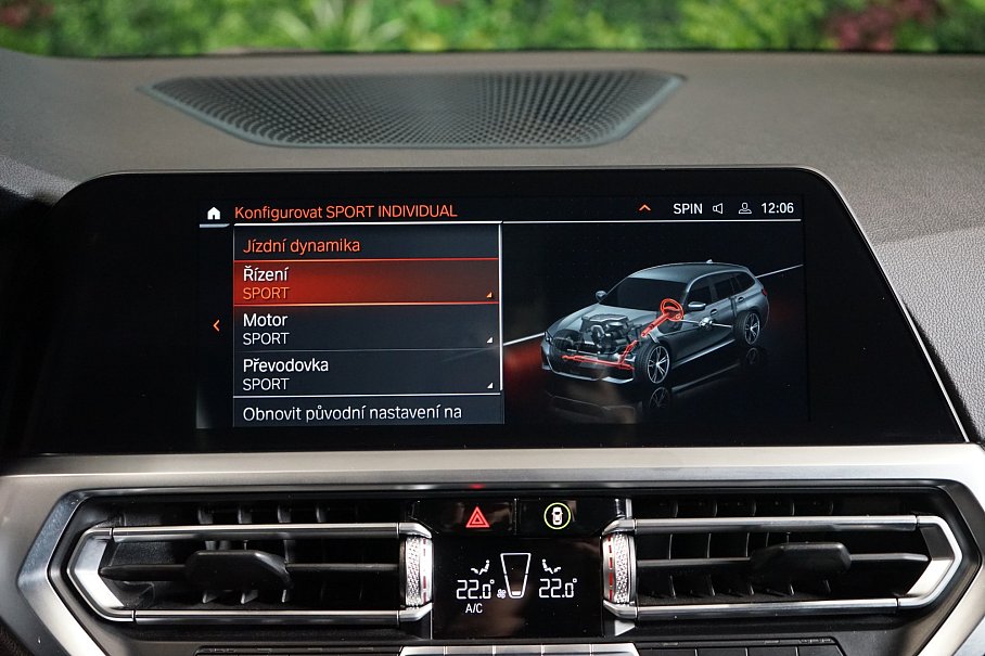 BMW Řada 3 320d xDrive Touring