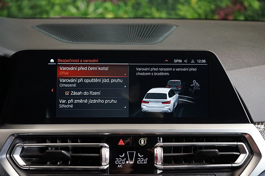 BMW Řada 3 320d xDrive Touring