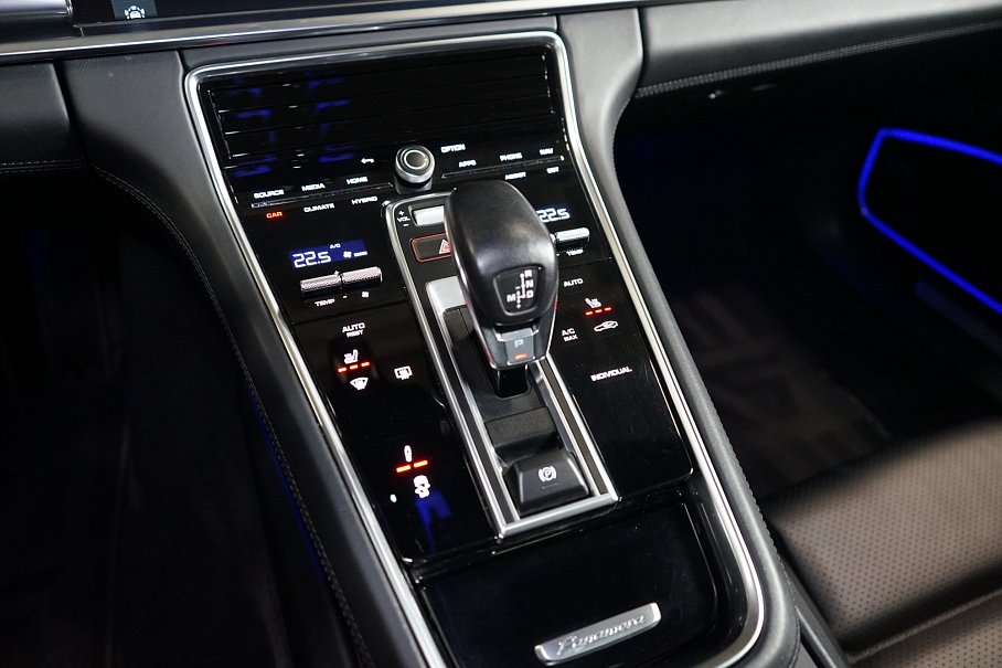 Porsche Panamera 4 E-Hybrid