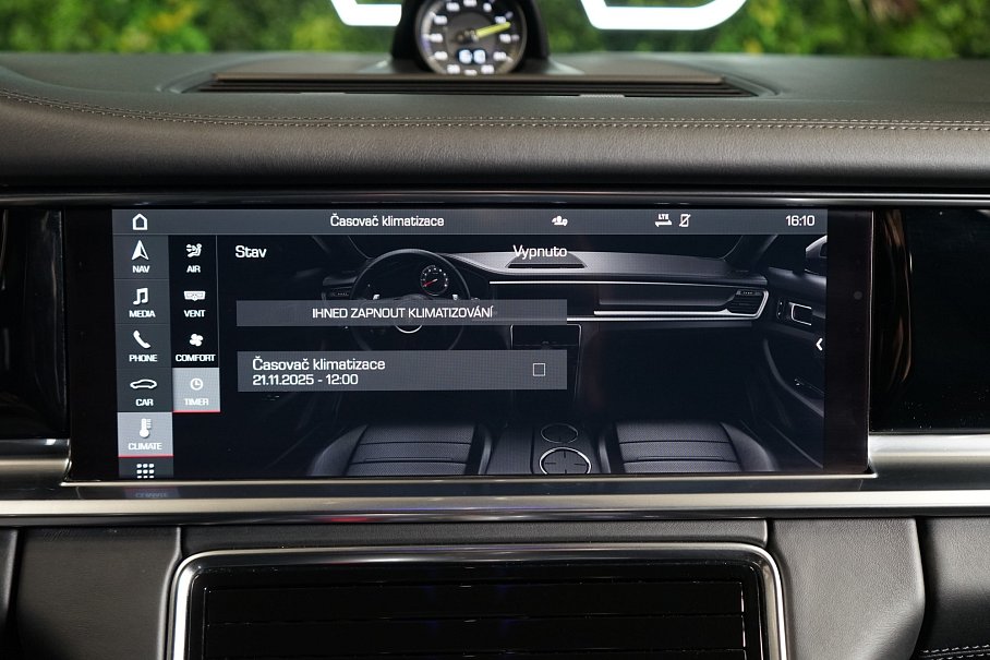 Porsche Panamera 4 E-Hybrid