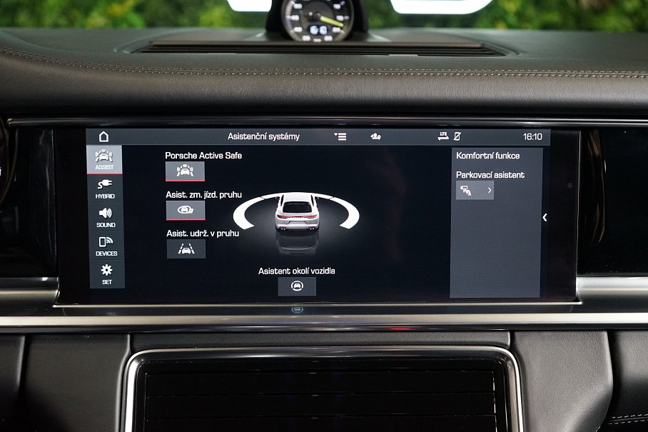 Porsche Panamera 4 E-Hybrid