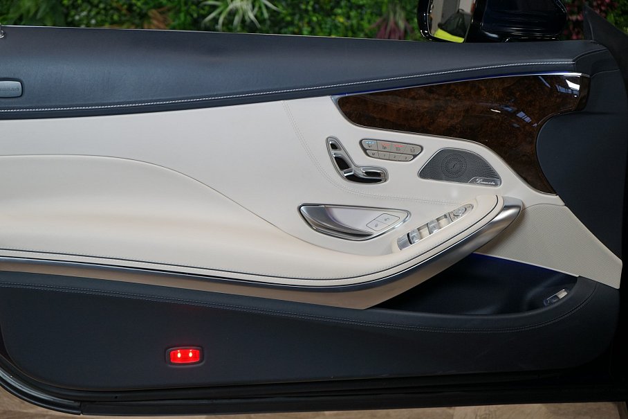 Mercedes-Benz Třída S 500 Cabriolet