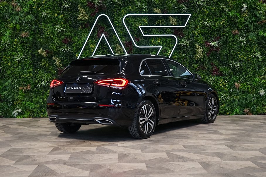 Mercedes-Benz Třída A 180d