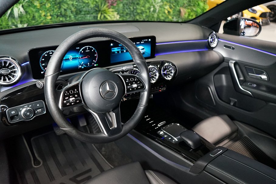 Mercedes-Benz Třída A 180d