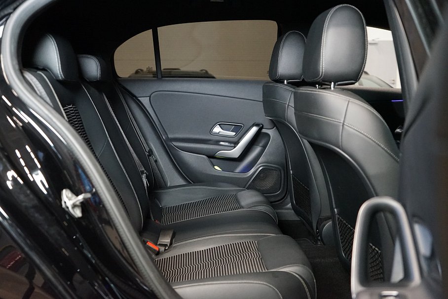 Mercedes-Benz Třída A 180d