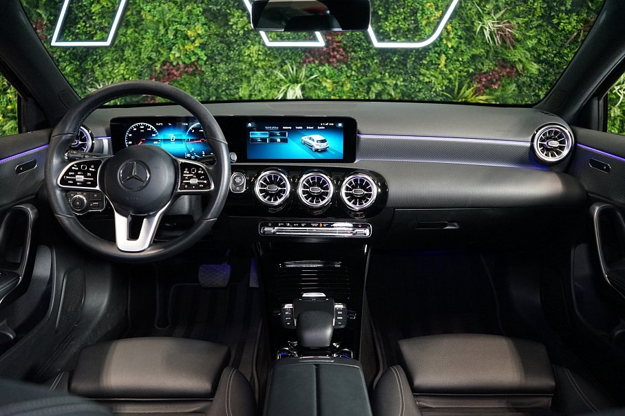 Mercedes-Benz Třída A 180d