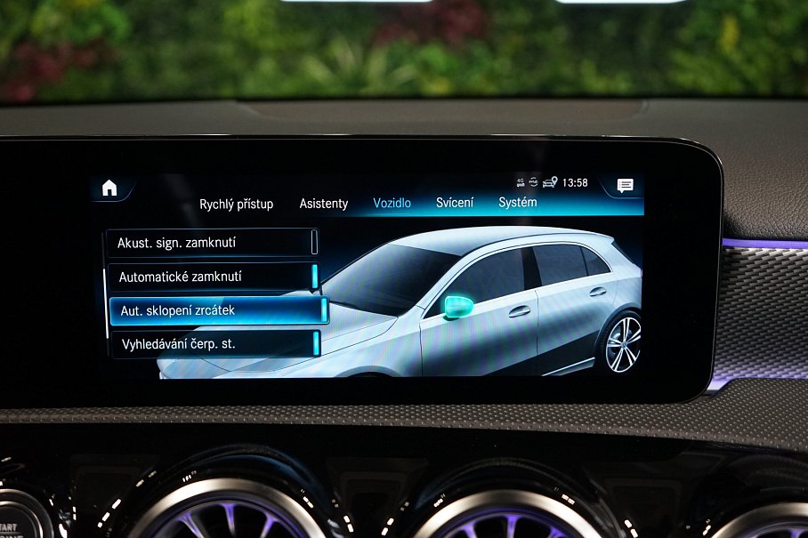 Mercedes-Benz Třída A 180d