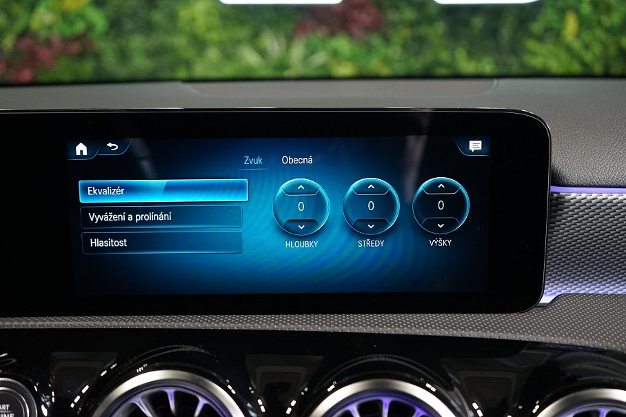 Mercedes-Benz Třída A 180d