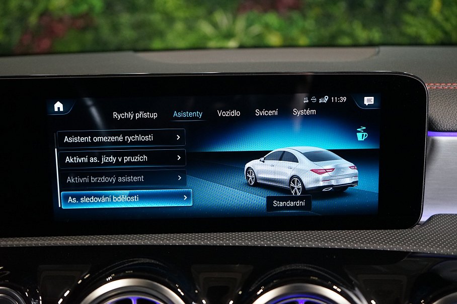 Mercedes-Benz CLA 200d