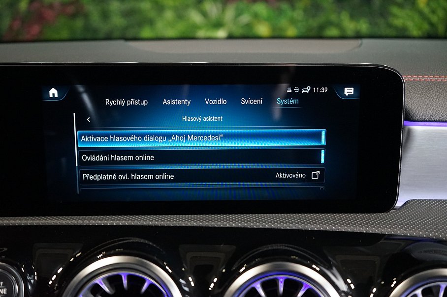 Mercedes-Benz CLA 200d