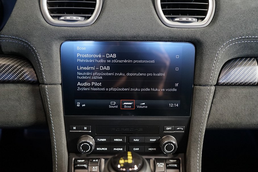 Porsche 718 Spyder RS Weissach