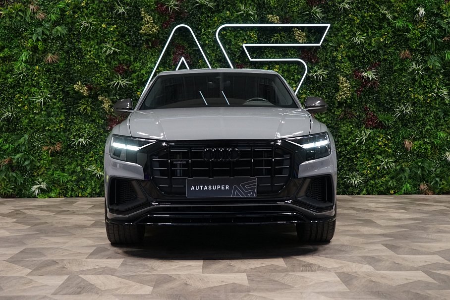 Audi Q8 55 TFSI quattro