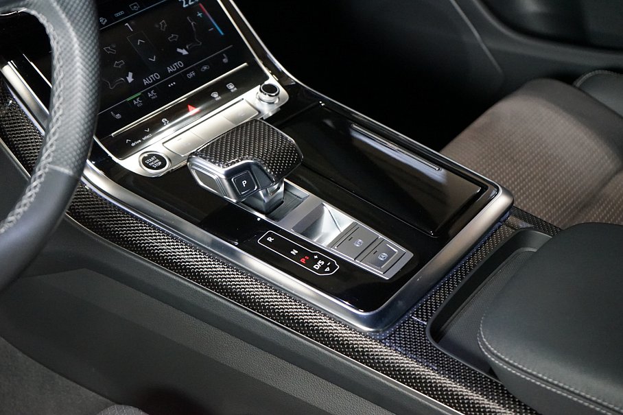 Audi Q8 55 TFSI quattro