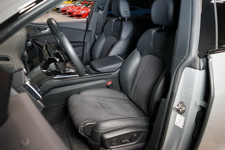 Audi Q8 55 TFSI quattro
